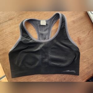 Women's sport bra